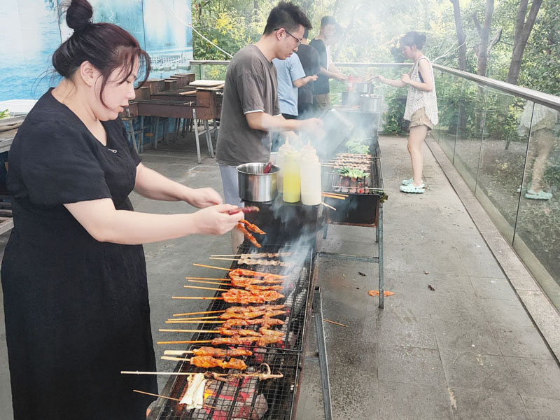初心不改共成長(zhǎng)，凝心聚力譜新篇